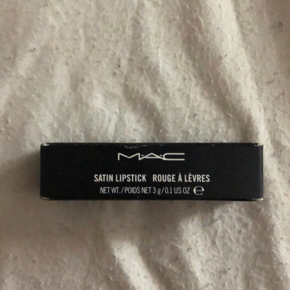 Mac Satin Lipstick